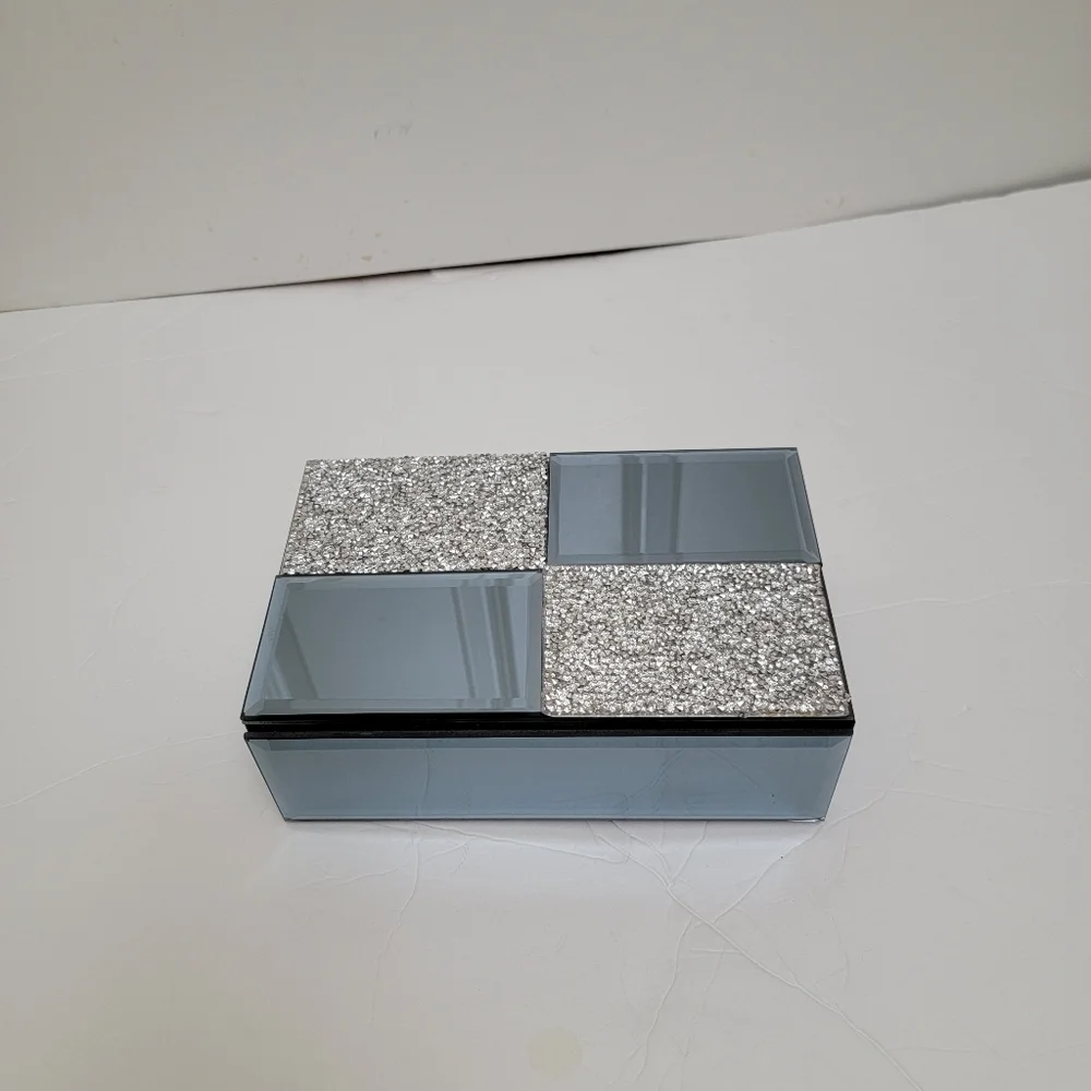 Mirror Jewelry, storage box with rhinestones